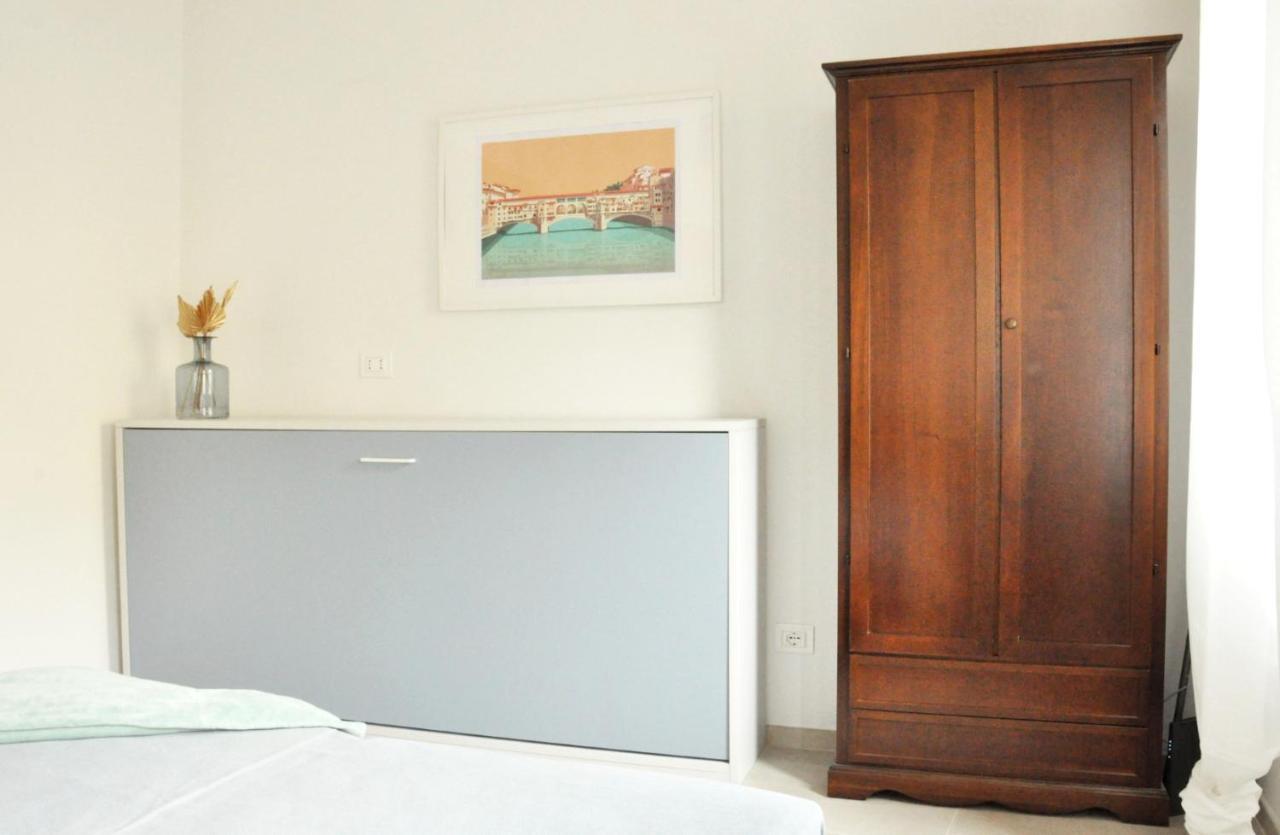 Charming Apartment Michelangelo Firenze Bagian luar foto